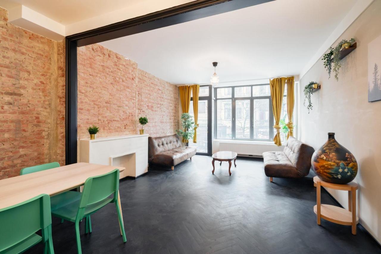 Two-Bedroom Apartments In The Heart Of Антверпен Экстерьер фото